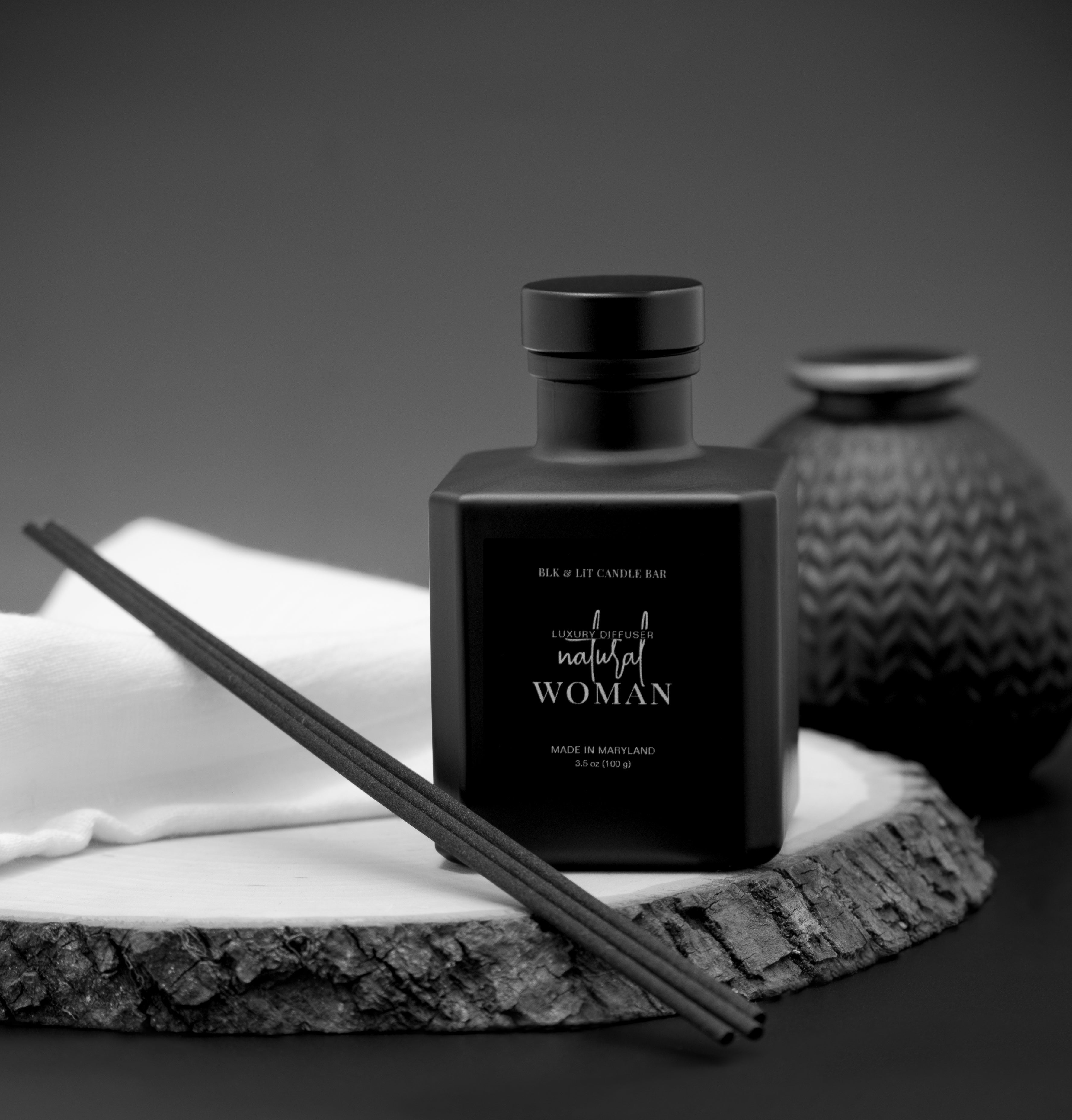 Natural Woman - Reed Diffuser – Blk & Lit Candle Bar